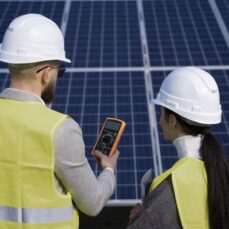 medium-shot-environmental-engineers-working (1)